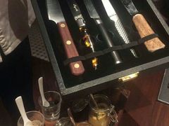 -恰餐厅及酒吧 CHAR Bar & Grill (北京丽都皇冠假日店)