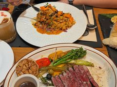 -Mark&Mars Restaurant