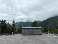 -冕宁灵山寺
