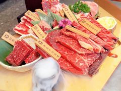 -铭牛烧肉·和牛海鲜自助(高新月牙湖店)