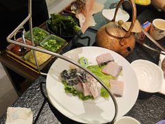 -得意咚瓜·顺德鱼生·冬瓜火锅(深圳首店)