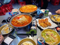 明洞辣鸡爪火锅-Meet Sun韩式大排档(五一广场7MALL店)