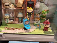 -泡泡玛特POPMART (北京超极合生汇店)