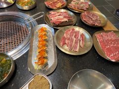 -韩烧牛中牛·甄选黑牛烤肉(黑金店)