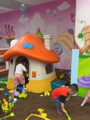 -孩子王童乐园(连云港万达店)