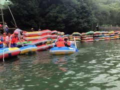 -安吉龙王山峡谷漂流