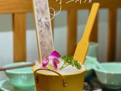 手工鲜虾滑-鲜货俚·现切牛肉·野生菌原生态火锅(西城永捷生活广场店)