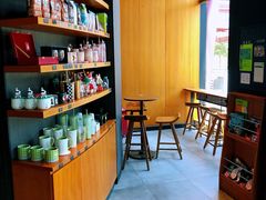 -星巴克(西安曲江银泰店)