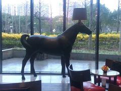 -上海虹桥西郊假日酒店