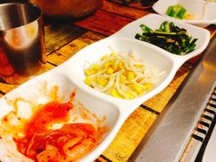 -小花猪韩式石板烤肉