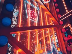 -八一路好吃街(雨田商务大厦店)