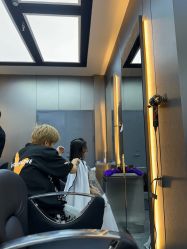 -米可造型烫发染发