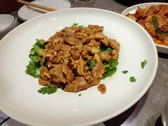 -闫府私房菜·老字号(恒隆店)