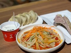 -贯贯吉·清真餐厅(浙江中路店)