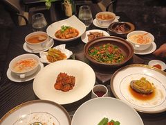 -鲜璟台·地标景观餐厅(上海中心店)