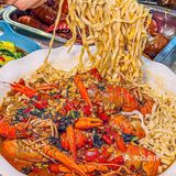 确实是广州前三的小龙虾！！肉比手掌还大个