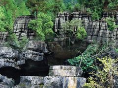 -梭布垭石林景区