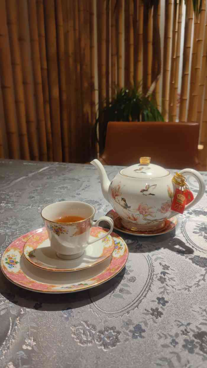惠食佳·上海朱雀海鲜(美丽园店)-"惠食佳来自广州的老牌粤菜馆,上海