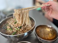 -正宗杨记普洱酸醋米线(总店)