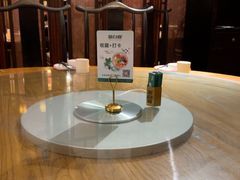 -新白鹿餐厅(银泰西湖文化广场店)