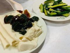 酸辣瓜条-清真永恒华威肉饼(潘家园店)