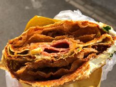 顶配煎饼-大华煎饼(交道口北剪子巷店)
