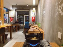 -一两饭川味素食餐厅