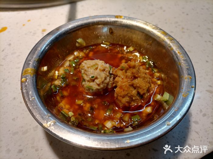 电台巷火锅(静安店)香菜丸子图片