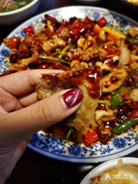 冯四孃跷脚牛肉·非物质文化遗产店红糖饼图片