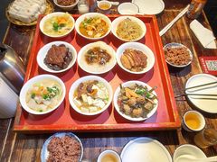-蓝田九大碗民俗食府(蓝田店)