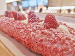草莓魔法棒-奈雪的茶(大连新玛特店)
