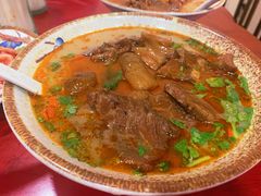 -金杨拉面王小吃面馆·牛三宝面·红烧牛肉粉