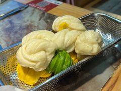 -锅老头海鲜铁锅炖
