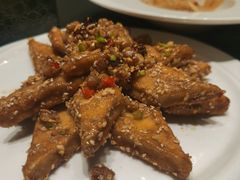 -铜锣湾·有麝自然香(渝北财富中心店)