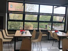 露天位-窦四牛杂面(总店)