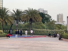 -银泰百货(厦门国贸中心店)