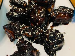 黑蒜小排-小郭私房菜·海肠捞饭店(学士街店)