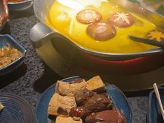 -湊湊火锅·茶憩(上海合生汇店)