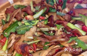 Stir-Fried Yunnan Three Mushrooms