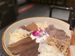 川门毛肚七绝-哥老官重庆美蛙鱼头(西湖银泰十一哥店)