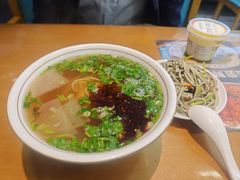 -伊京轩兰州牛肉面(闹市口店)