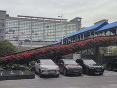 -深圳龙华大浪商业中心亚朵X酒店