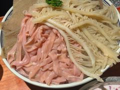 -周小明火锅(黑金冠社区店)