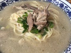 加肉骨汤摔面-竹青胶东摔面(黄岛开发区店)