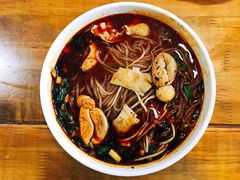 帽结子肥肠粉-白家高记肥肠粉(总店)
