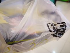 -周黑鸭(郑州新世界百货店)