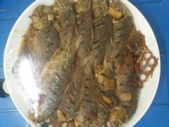 香酥鲫鱼-官厅老勾渔馆(温泉店)