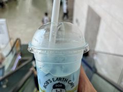 -抱抱地球咖啡馆(国家海洋博物馆店)