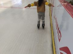 -全明星滑冰俱乐部(万象城店)