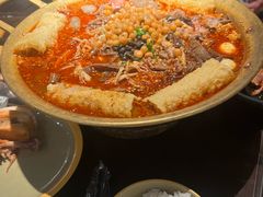 -张翻越·川渝冒菜·武汉黑鸭煲(城北万象城店)